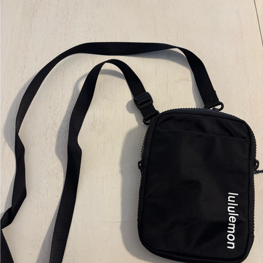 lululemon athletica Black Belt Bag